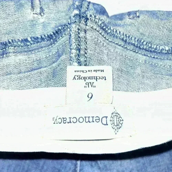 Democracy Size 6 AB Technology Women's 4” Inseam Medium Wash Jean Shorts Classic - Picture 7 of 8
